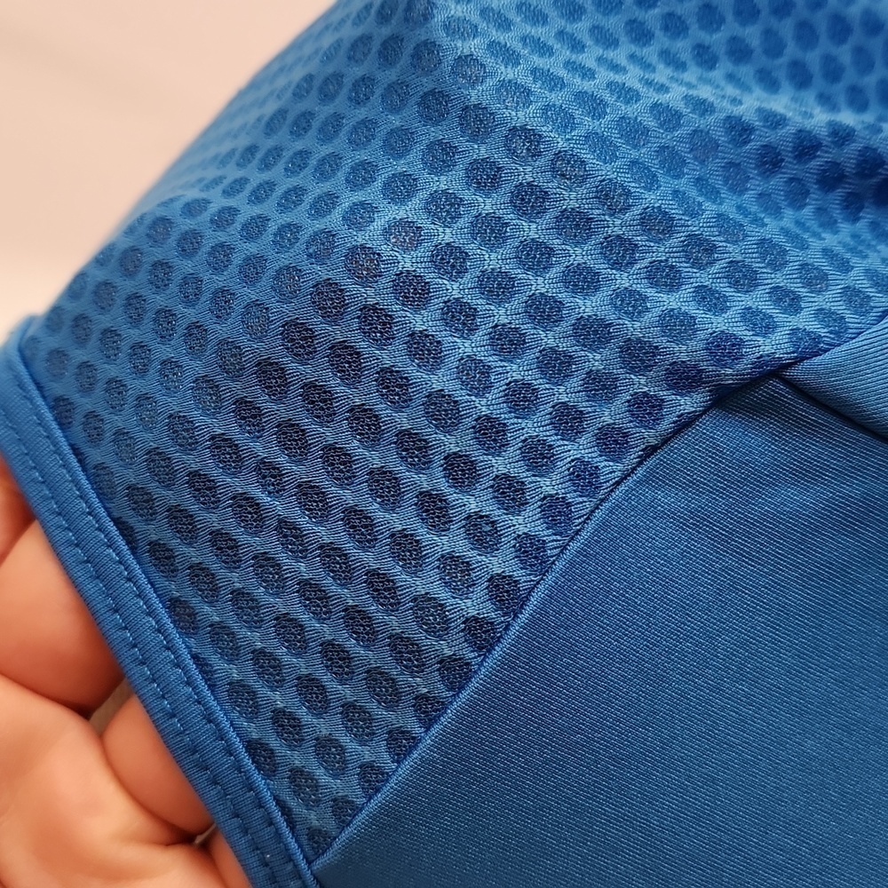 Nike Dri-Fit long sleeve workout top with thumb hole openings Sz: S blue Swoosh - Picture 9 of 15